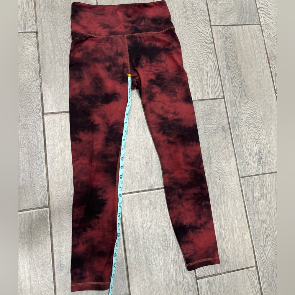 Athleta Elation Ice Dye 7/8 Tight Size XS - Picture 6 of 8